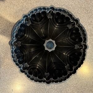 Cathedral Bundt Cake Pan